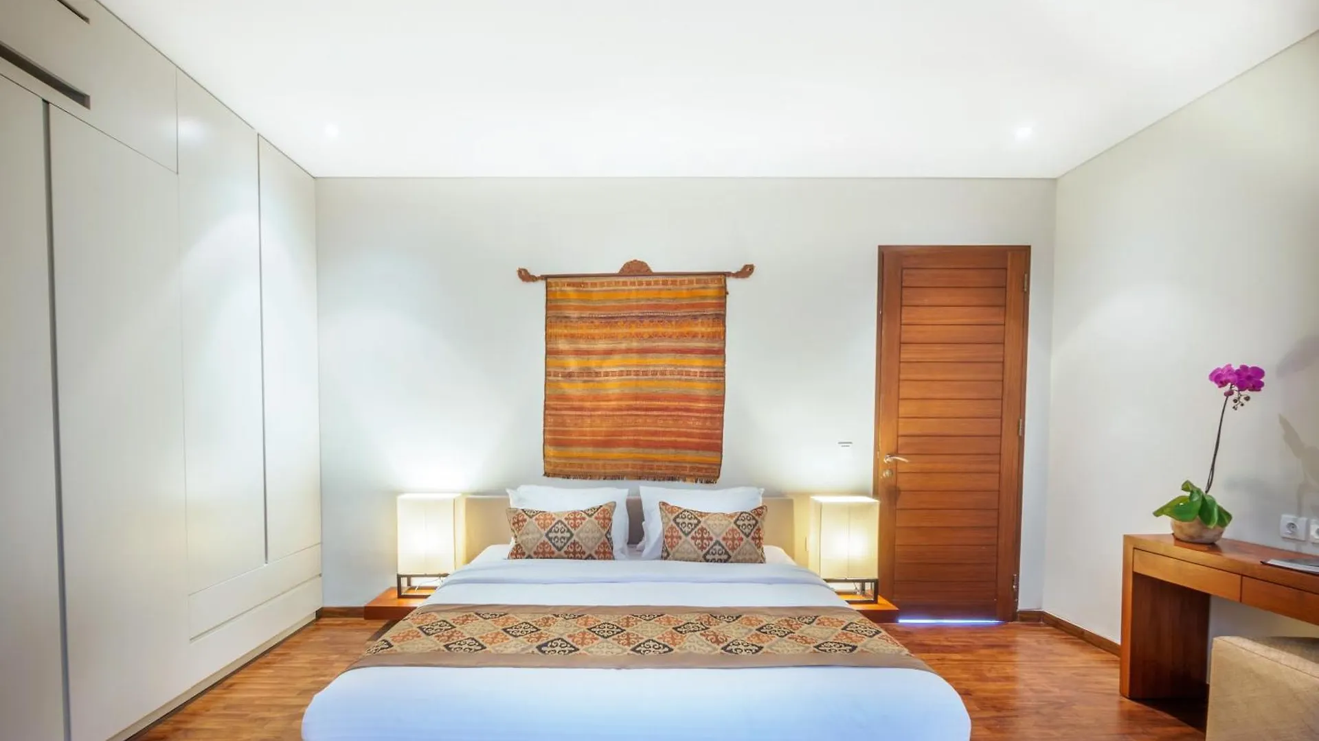 Bumbak Park Villas By Nakula Canggu  0*, Canggu (Bali)