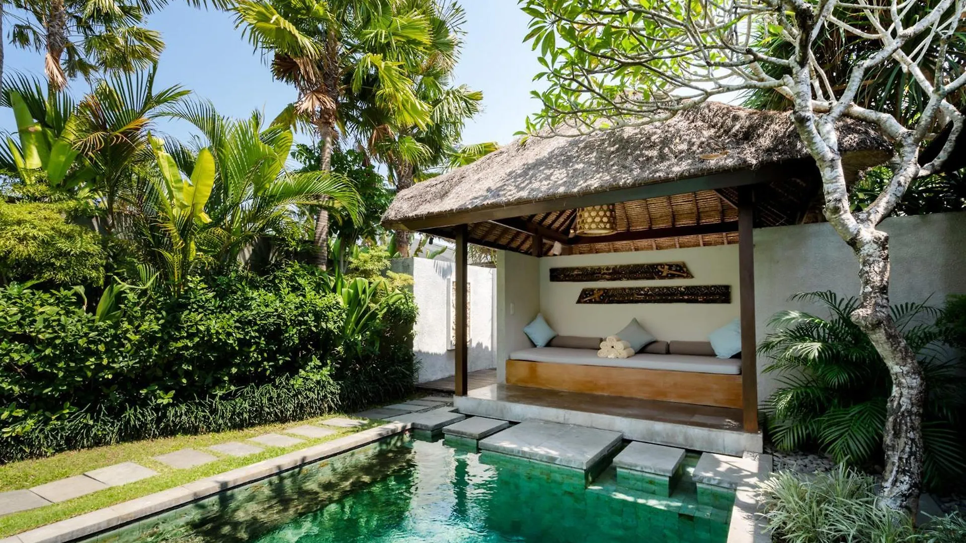 Bumbak Park Villas By Nakula Canggu