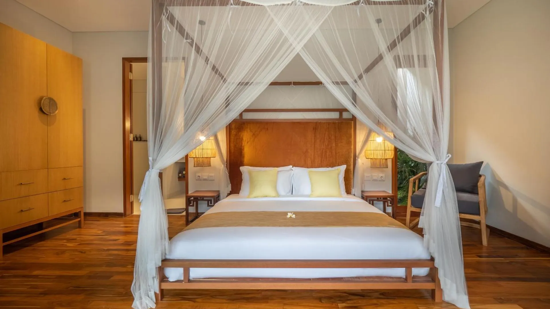 Bumbak Park Villas By Nakula Canggu