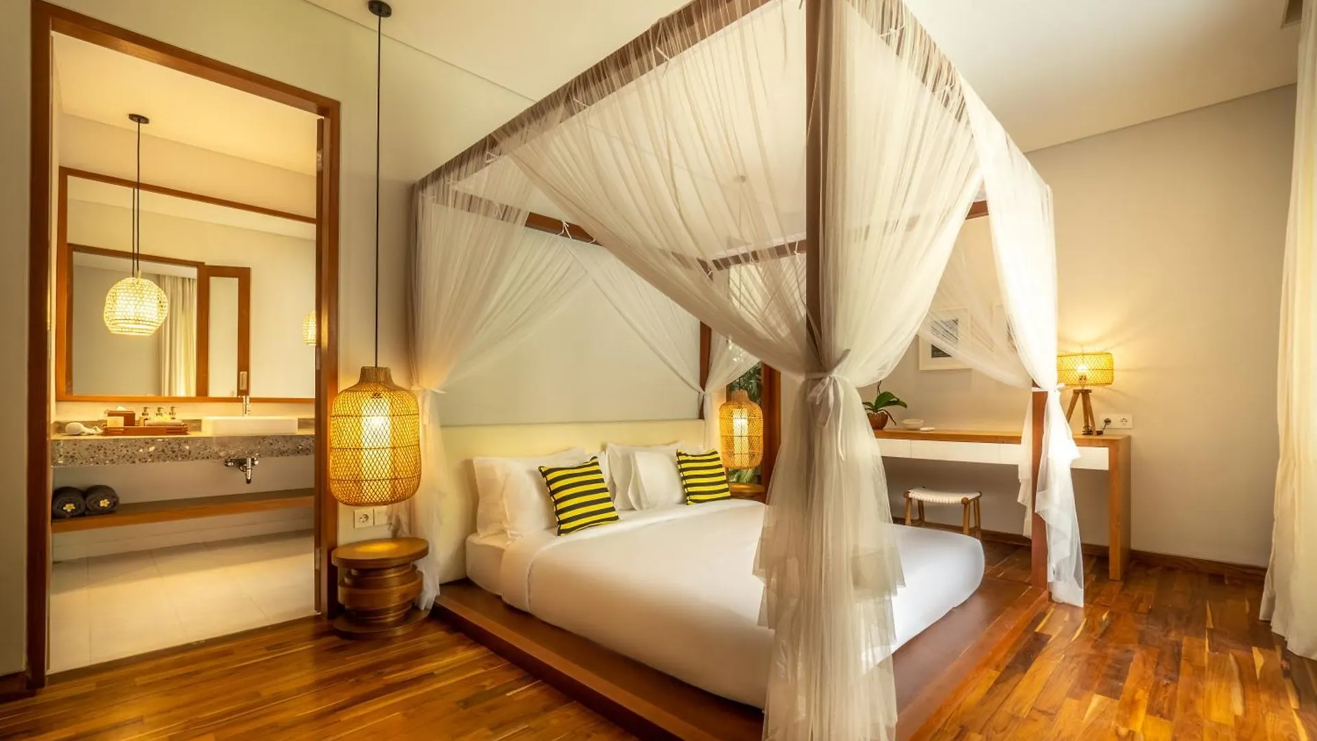 Bumbak Park Villas By Nakula Canggu