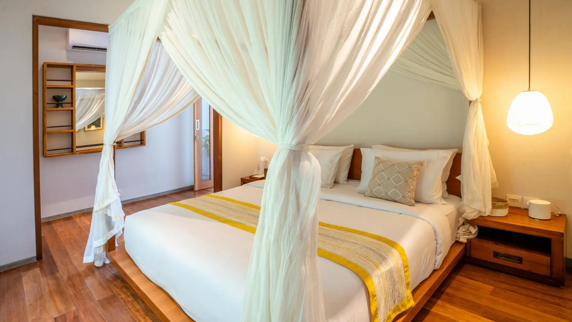 Bumbak Park Villas By Nakula Canggu