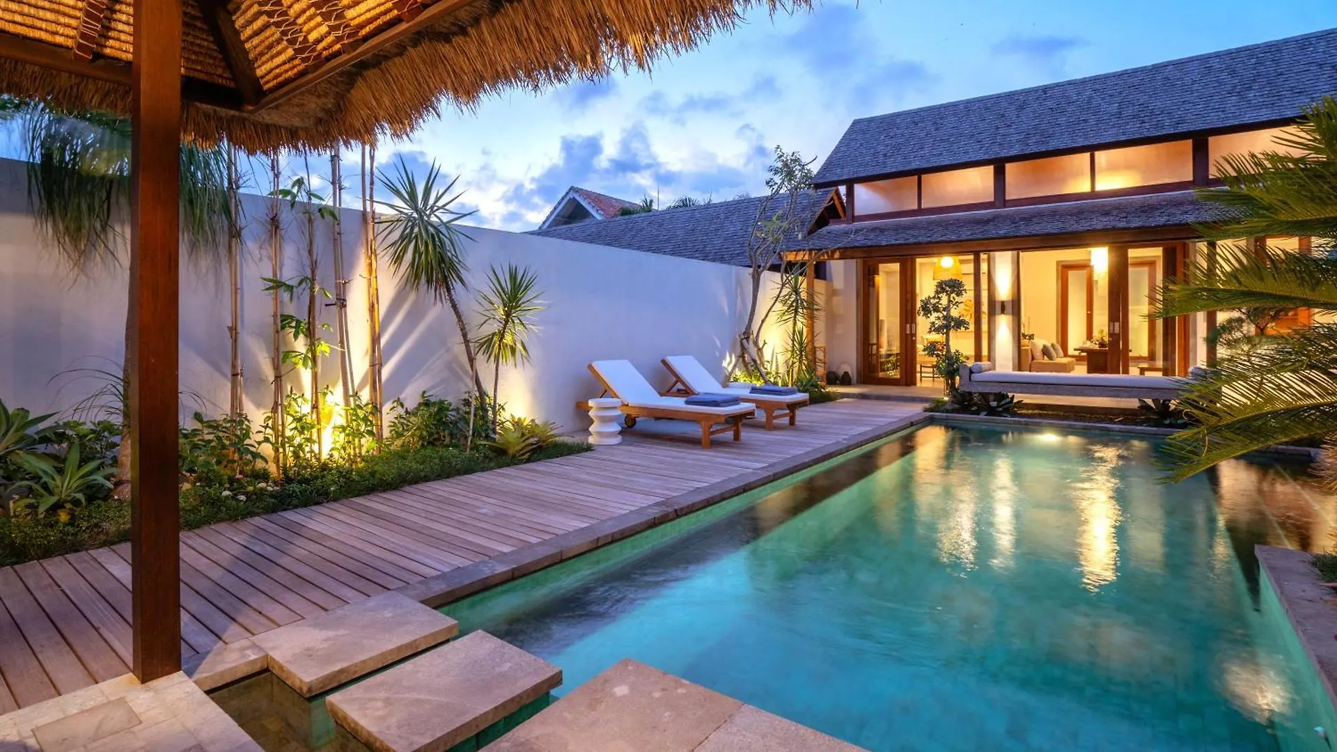 Bumbak Park Villas By Nakula Canggu   Canggu (Bali)